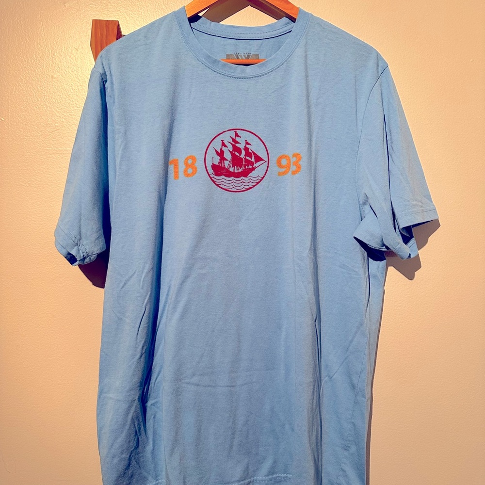 Levelwear Light Blue Cotton Golf T-Shirt (Essex County Club) - Size L